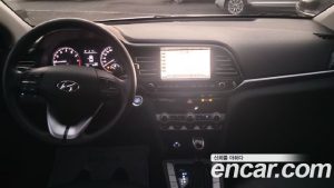 Hyundai AVANTE 1.6 2020 года из Южной Кореи
