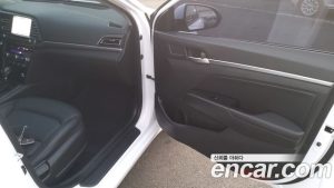 Hyundai AVANTE 1.6 2020 года из Южной Кореи