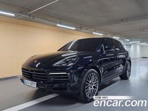 Porsche Cayenne 3.0 платина Edition 2023 года из Южной Кореи