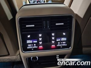 Porsche Cayenne 3.0 платина Edition 2023 года из Южной Кореи