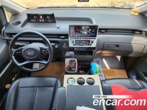 Hyundai Staria 2WD Camper 2022 года из Южной Кореи