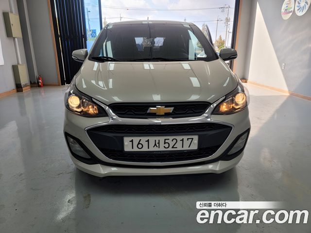 ChevroletGMDaewoo Spark LT 2019 года из Кореи