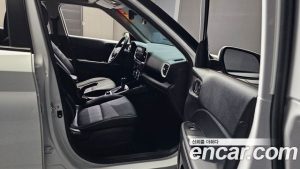 Hyundai Venue 1.6 Flux 2020 года из Южной Кореи