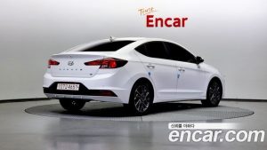 Hyundai AVANTE 1.6 2020 года из Южной Кореи