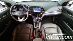 Hyundai AVANTE 1.6 2020 года из Южной Кореи