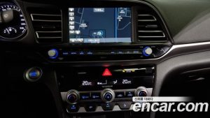 Hyundai AVANTE 1.6 2020 года из Южной Кореи