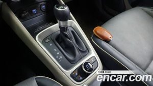 Hyundai Venue 1.6 Flux 2020 года из Южной Кореи