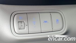 Hyundai Venue 1.6 Flux 2020 года из Южной Кореи