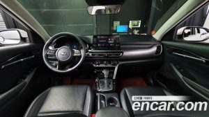 Kia Seltos Бензин 1.6 Turbo 2WD 2020 года из Южной Кореи
