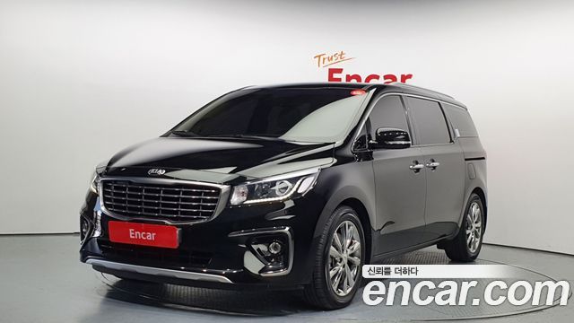 Kia Carnival 9-Seater Prestige 2019 года из Кореи