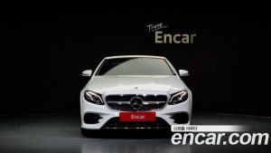 Mercedes-Benz E-Class E220d Cabriolet 2020 года из Южной Кореи