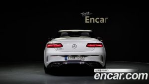 Mercedes-Benz E-Class E220d Cabriolet 2020 года из Южной Кореи