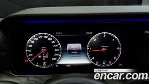 Mercedes-Benz E-Class E220d Cabriolet 2020 года из Южной Кореи