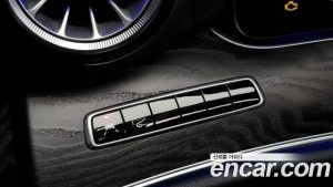Mercedes-Benz E-Class E220d Cabriolet 2020 года из Южной Кореи