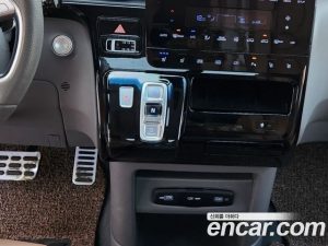 Hyundai Staria 4WD Lounge 9-Seater 2022 года из Южной Кореи