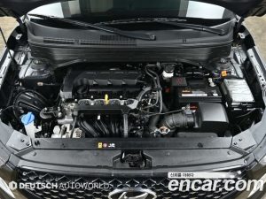 Hyundai Venue 1.6 Flux 2020 года из Южной Кореи