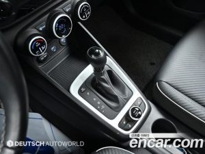 Hyundai Venue 1.6 Flux 2020 года из Южной Кореи