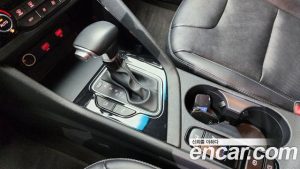 Kia Niro 1.6 HEV 2020 года из Южной Кореи