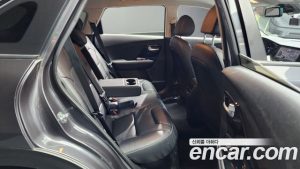 Kia Niro 1.6 HEV 2020 года из Южной Кореи