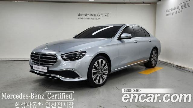 Mercedes-Benz E-Class E300e 4MATIC Exclusive 2023 года из Кореи