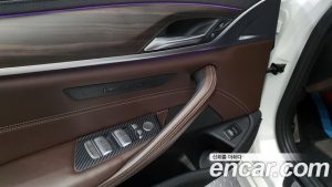 BMW 5-Series 530i xDrive M Sport Plus 2020 года из Южной Кореи