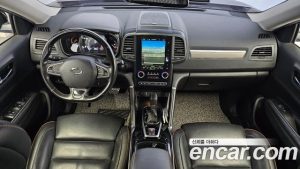 Renault-KoreaSamsung QM6 2.0 GDe Premiere 2WD 2020 года из Южной Кореи