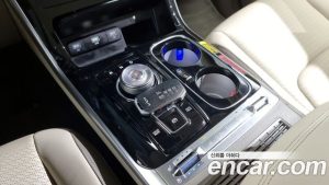 Kia Carnival 7-Seater HI-Limousine 2023 года из Южной Кореи