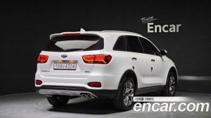 Kia Sorento Дизель 2.2 2WD 2020 года из Южной Кореи