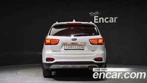 Kia Sorento Дизель 2.2 2WD 2020 года из Южной Кореи