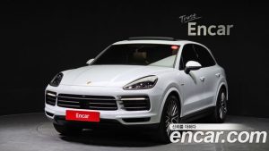 Porsche Cayenne 3.0 E-하이브리드 платина Edition 2023 года из Южной Кореи