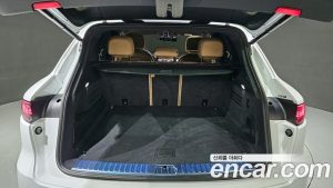 Porsche Cayenne 3.0 E-하이브리드 платина Edition 2023 года из Южной Кореи