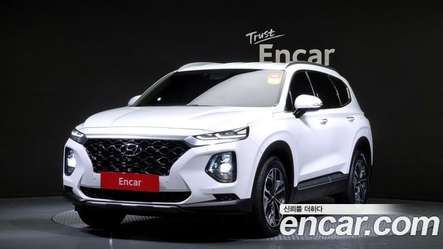 Hyundai Santafe Дизель 2.0 2WD 2020 года из Кореи
