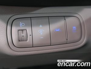 Hyundai Venue 1.6 Flux 2020 года из Южной Кореи
