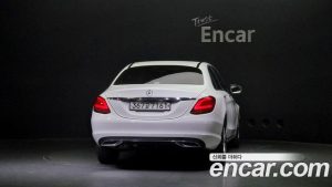 Mercedes-Benz C-Class C200 Avantgarde 2020 года из Южной Кореи