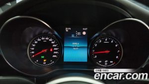 Mercedes-Benz C-Class C200 Avantgarde 2020 года из Южной Кореи