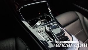 Mercedes-Benz C-Class C200 Avantgarde 2020 года из Южной Кореи