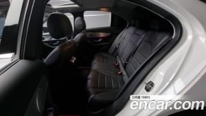 Mercedes-Benz C-Class C200 Avantgarde 2020 года из Южной Кореи