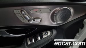 Mercedes-Benz C-Class C200 Avantgarde 2020 года из Южной Кореи