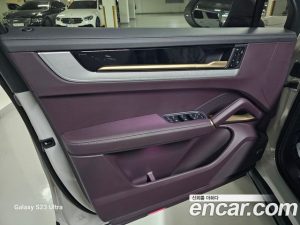 Porsche Cayenne 3.0 Coupe 2024 года из Южной Кореи