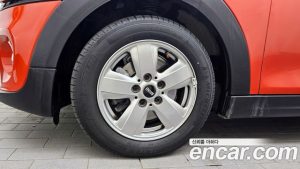 Mini Cooper 5Door DEFAULT 2021 года из Южной Кореи