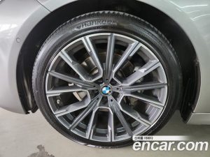 BMW 7-Series 730d xDrive M Sport 2020 года из Южной Кореи
