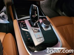 BMW 7-Series 730d xDrive M Sport 2020 года из Южной Кореи