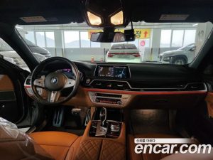 BMW 7-Series 730d xDrive M Sport 2020 года из Южной Кореи