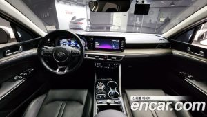 Kia K5 2.0 2020 года из Южной Кореи