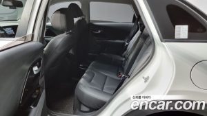 Kia Niro 1.6 HEV 2020 года из Южной Кореи