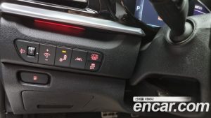 Kia Niro 1.6 HEV 2020 года из Южной Кореи