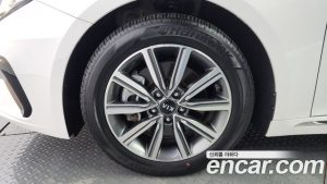 Kia K5 2.0 2020 года из Южной Кореи