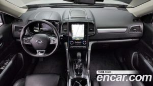 Renault-KoreaSamsung QM6 2.0 GDe LE 2WD 2020 года из Южной Кореи