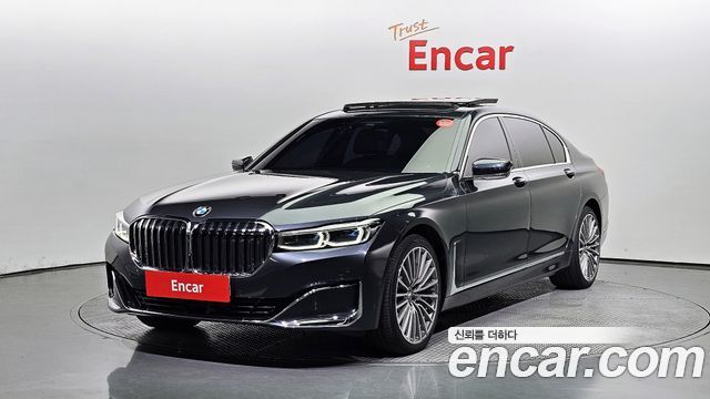BMW 7-Series 730Ld xDrive Design Pure Excellence 2020 года из Кореи