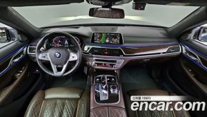 BMW 7-Series 730Ld xDrive Design Pure Excellence 2020 года из Южной Кореи